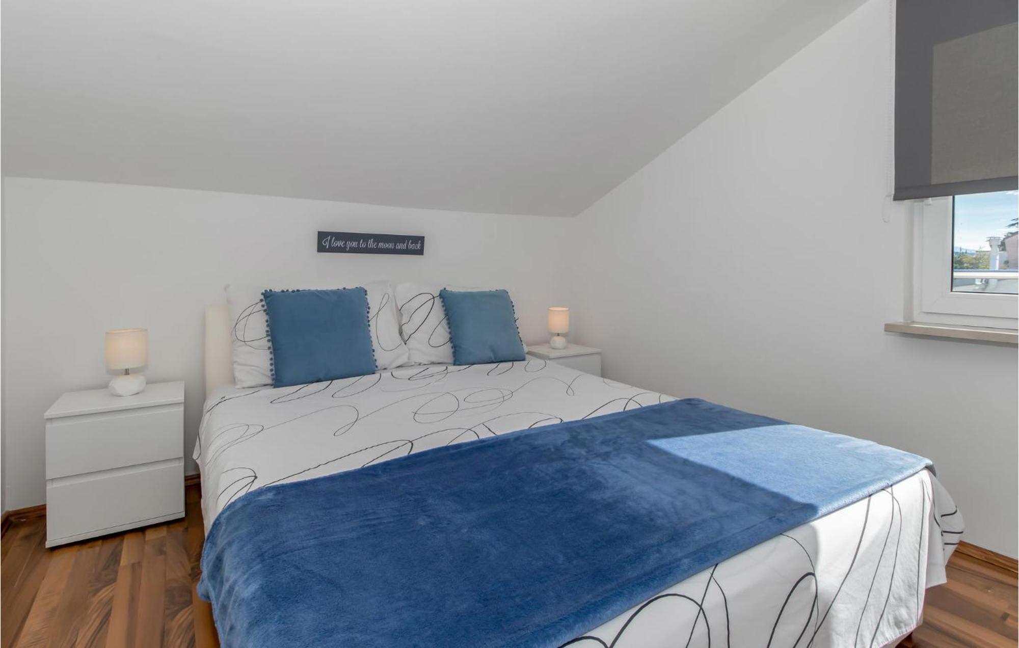 Stunning Apartment In Dramalj With House Sea View Exteriör bild