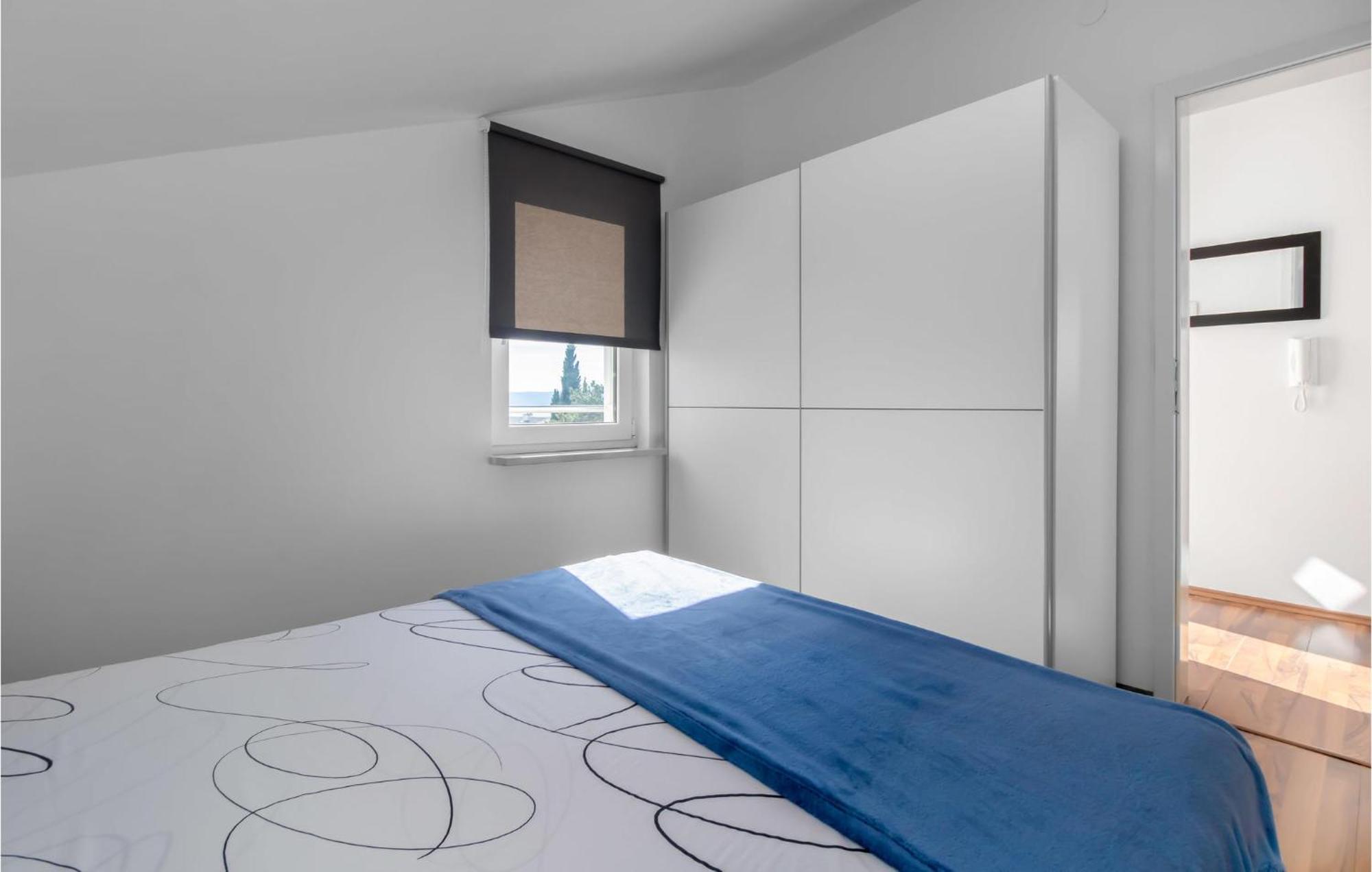 Stunning Apartment In Dramalj With House Sea View Exteriör bild