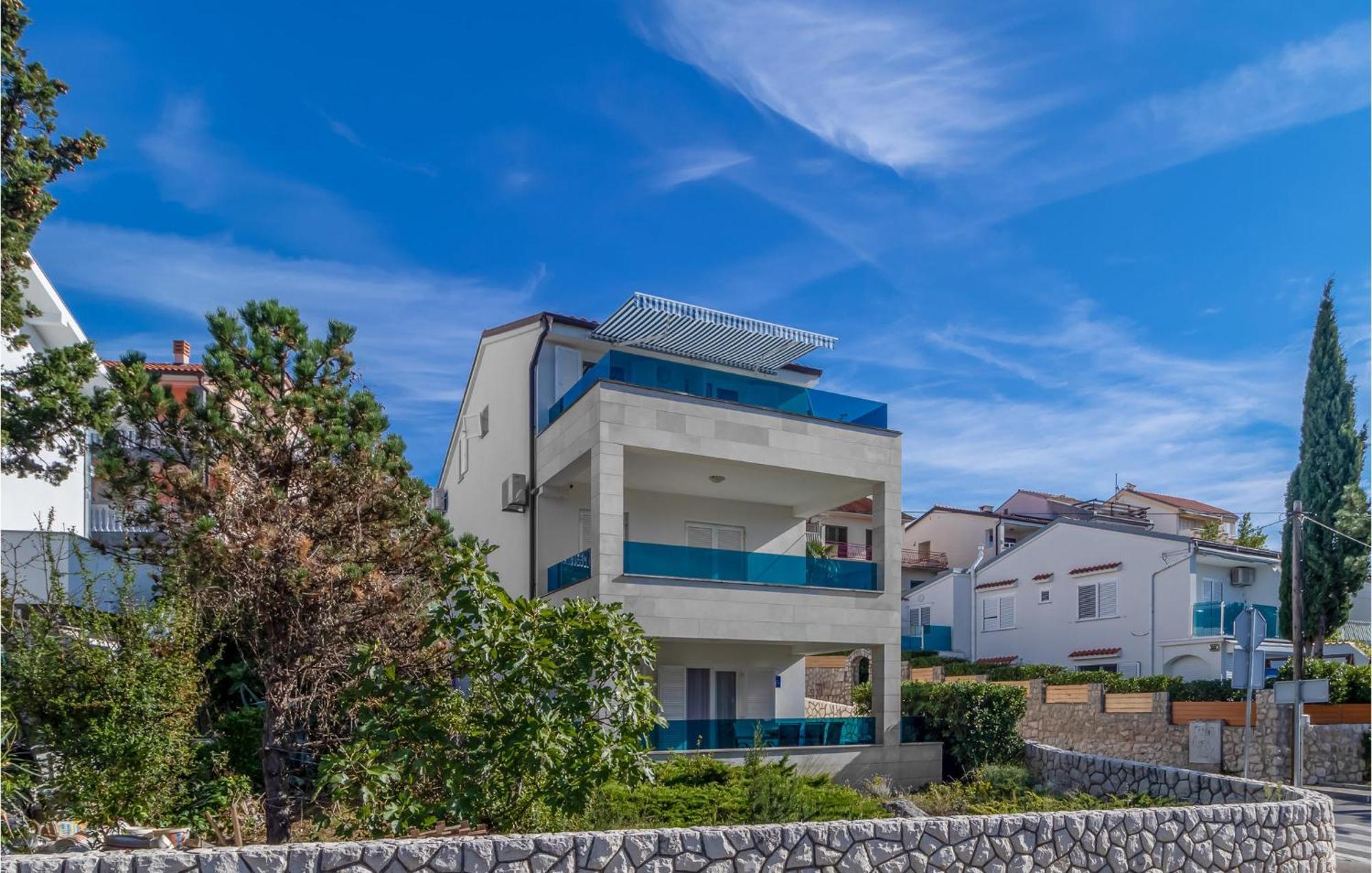 Stunning Apartment In Dramalj With House Sea View Exteriör bild