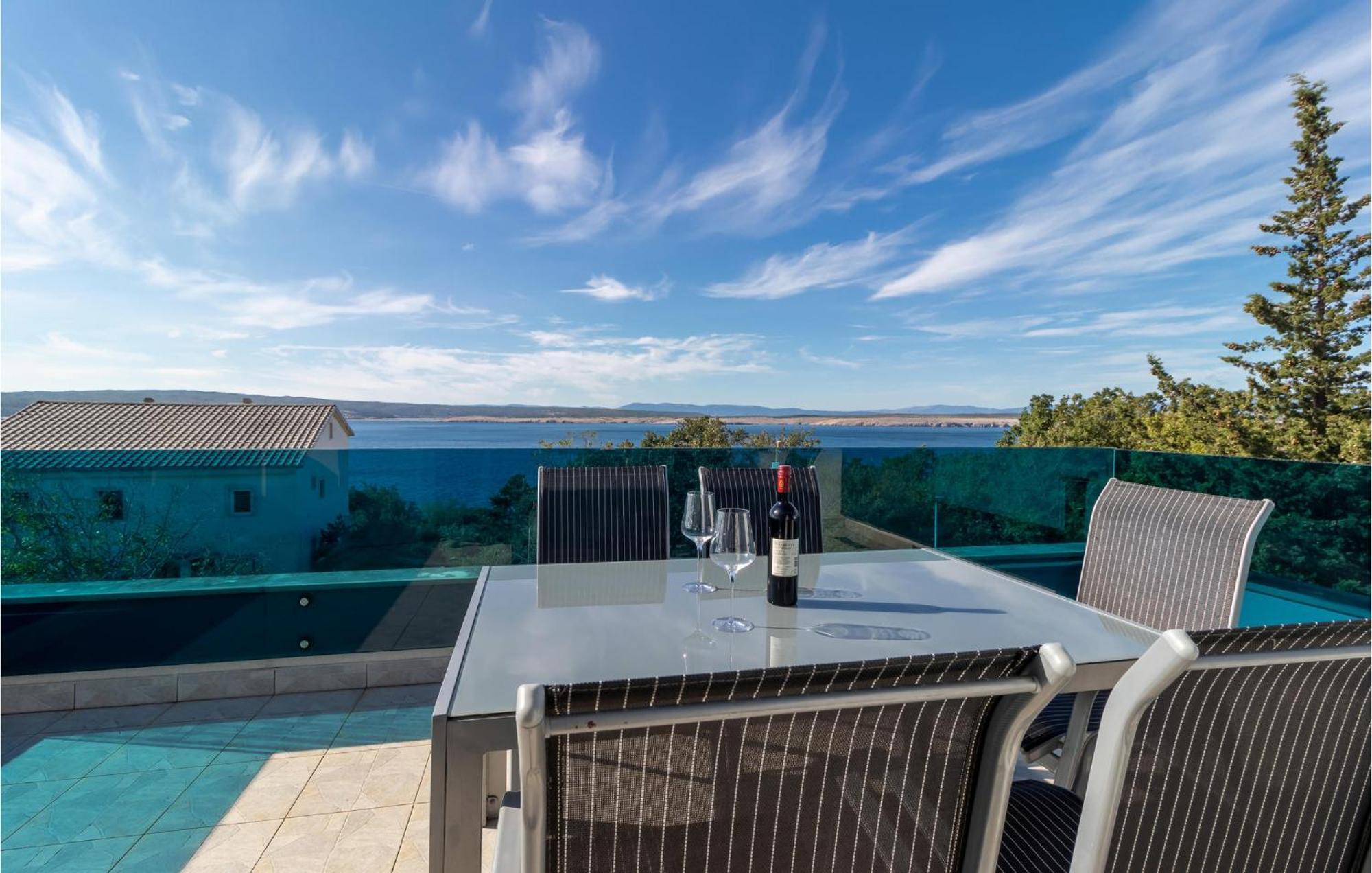 Stunning Apartment In Dramalj With House Sea View Exteriör bild